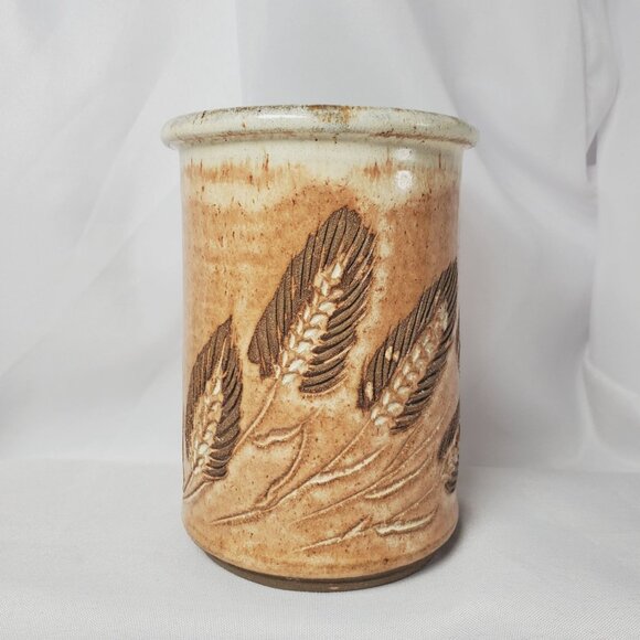 Stoneware Wheat Country Motif Vase/Beech Holder Artisan Studio Art 5.5" Tall - Picture 12 of 15